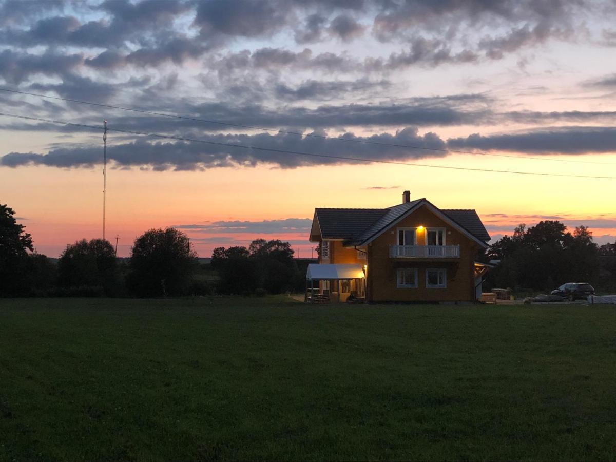 Villa Karukella Puhkemaja Lyuganuse Exterior foto